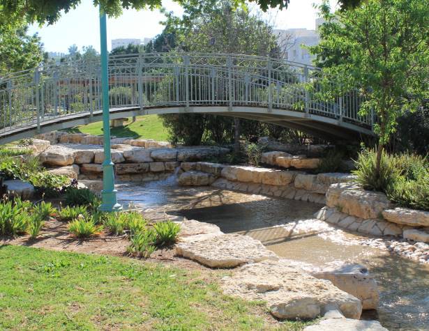 פארק המזרקה עמק איילון 2