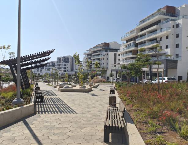 השדרה המרכזית בשכונת מורשת 