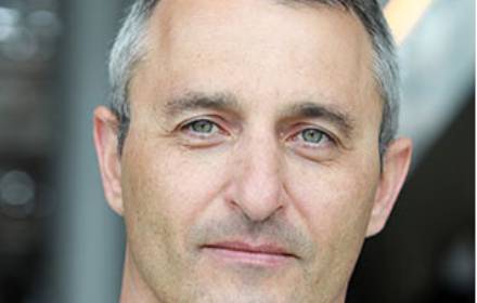 מפגש עם הסופר אשכול נבו מפגש עם הסופר אשכול נבו