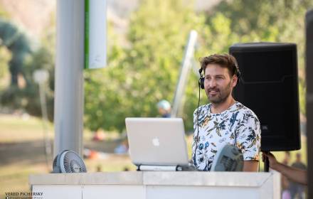 מסיבת ריקודים ברננים