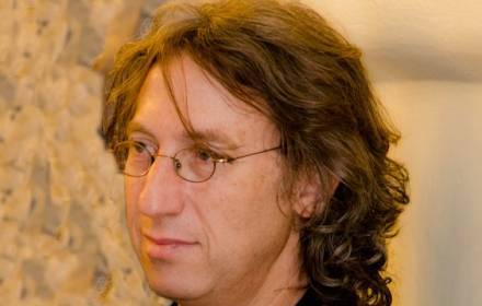 לצחוק מחוץ לקופסא -  קומיקס, חידות ומה שביניהם